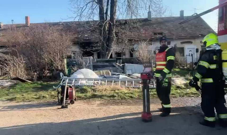 Tragický požiar v Hornom Jatove: V dome našli bez známok života muža a ženu