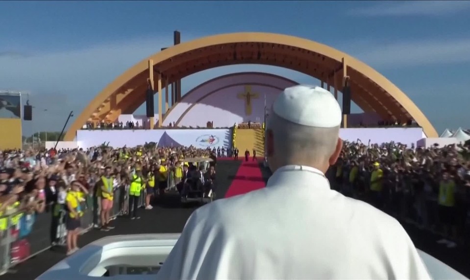 Rím hostil milión mladých: Vyvrcholilo Jubileum mládeže s pápežom Levom XIV