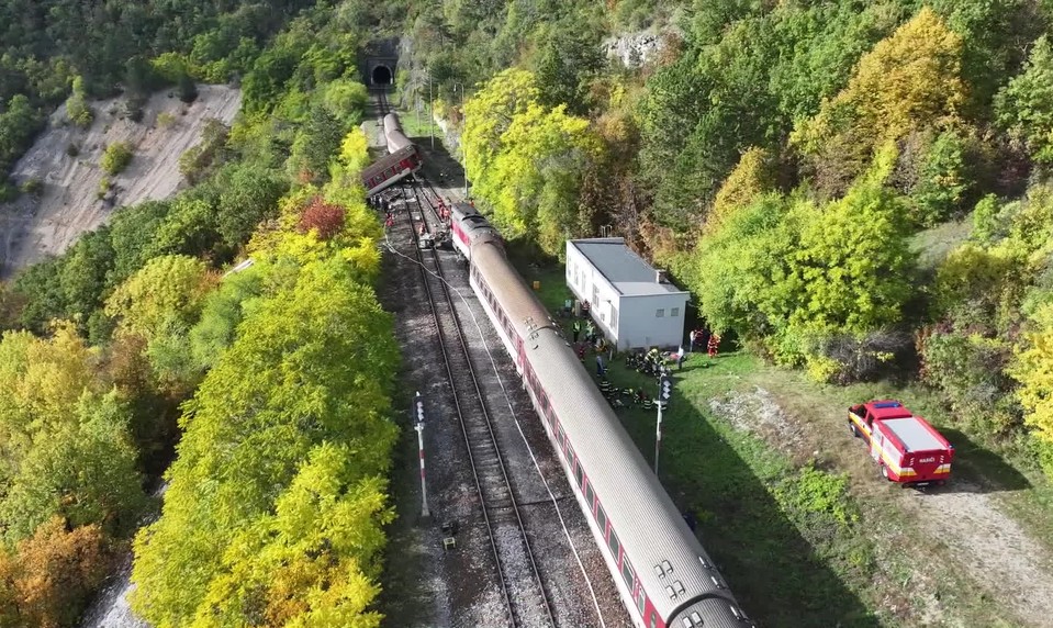 Nebola to prvá zrážka pri Pezinku: Vlaky sa tam zrazili aj pred siedmimi rokmi