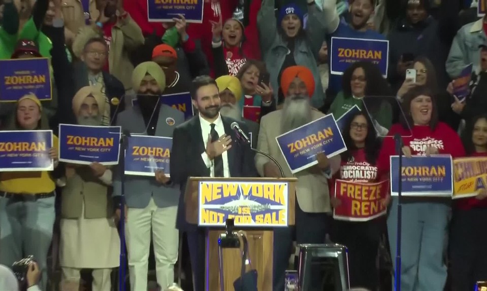 Radšej zlého demokrata, ako komunistu - Trump by vo voľbách starostu New Yorku volil Cuoma pred Mamdanim