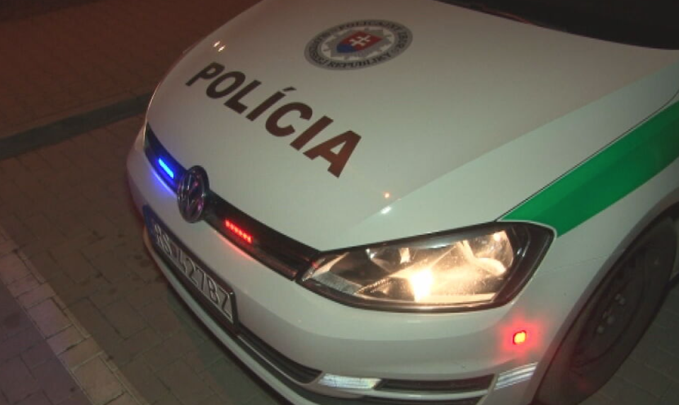 Ráno plné nehôd. Kamión zrazil chodca, tri autá sa zrazili na D1 a ďalšia nehoda v tuneli Sitina