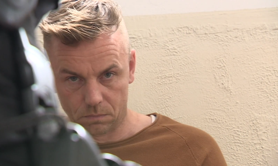 Zo žiarlivosti ju mal upáliť zaživa: Holandaň Gerrit Kramer sa opäť neukázal na súde