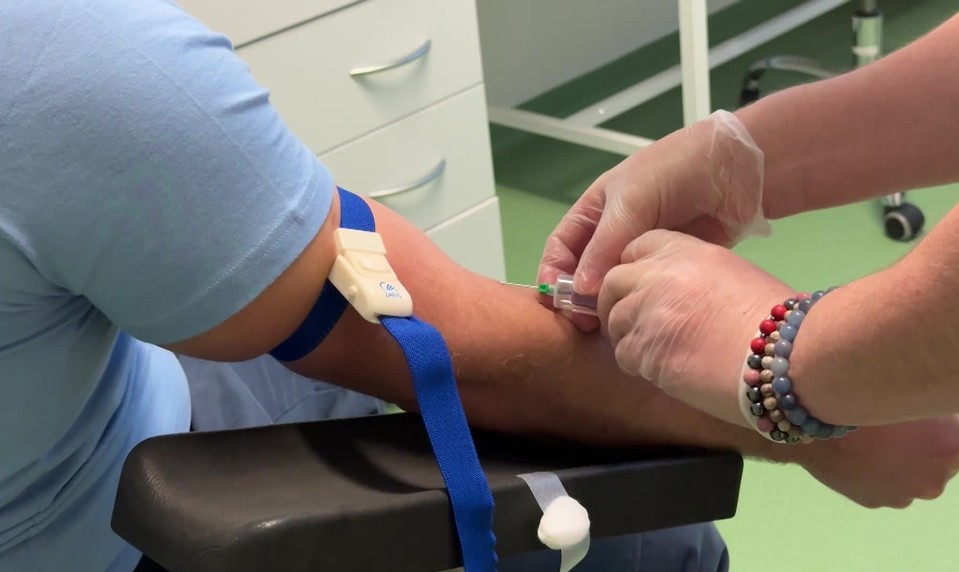 Kampaň "Uniforma spája" chce rozšíriť darovanie krvi na celé Slovensko