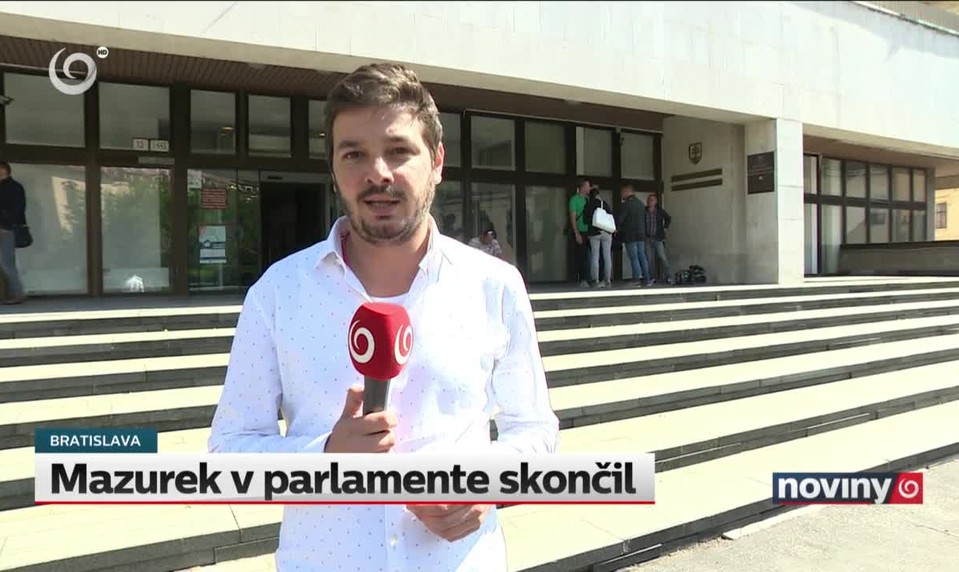 Mazurek v parlamente skončil