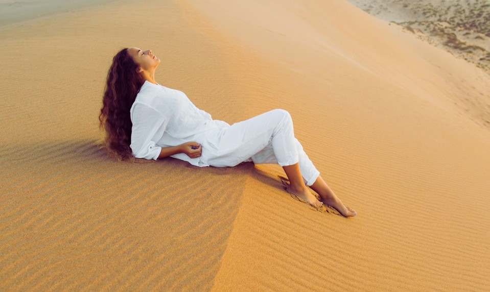 Bolí vás chrbát, brucho alebo hlava, ale lekári nenašli príčinu? Možno vám telo hovorí "stop"