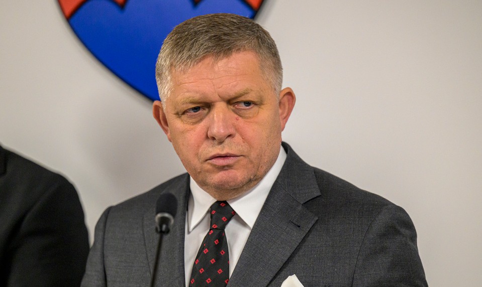 Fico o zákaze spaľovacích motorov: Európska komisia podľa neho predstaví novú legislatívu