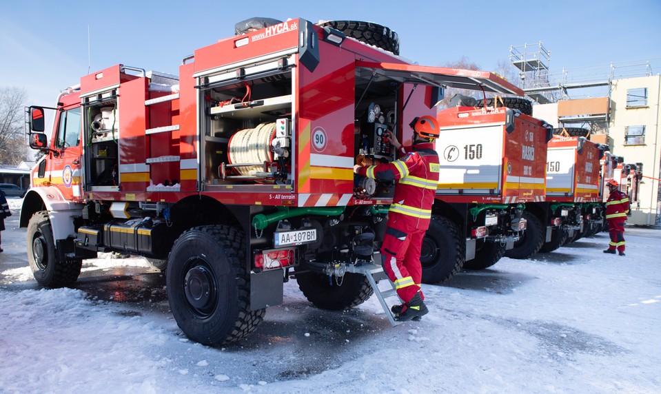 Osoba skočila do nádrže Bukovec a nevynorila sa. Na mieste zasahujú všetky záchranné zložky