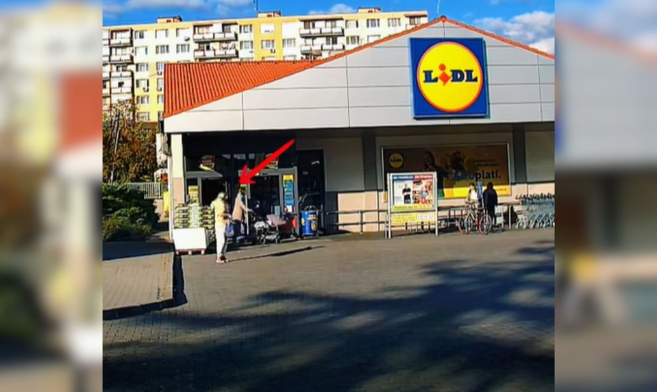 VIDEO: V Lučenci sa strhol zápas muža s SBS-kárkou. Pred políciou začal utekať