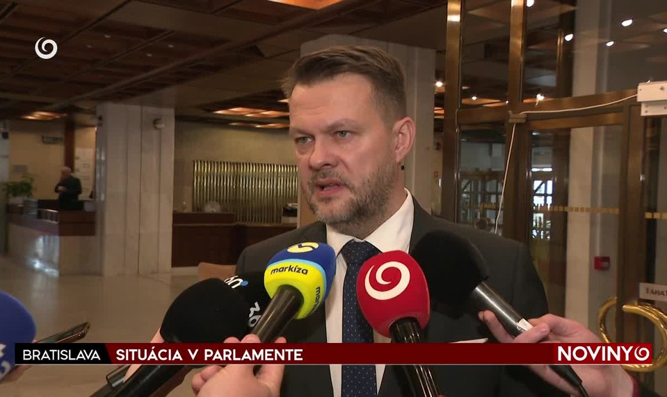 SITUÁCIA V PARLAMENTE