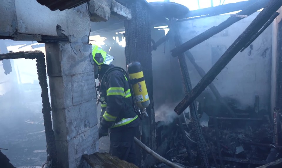 V obci Poša požiar pripravil 18 ľudí o domov, vyhlásili mimoriadnu situáciu