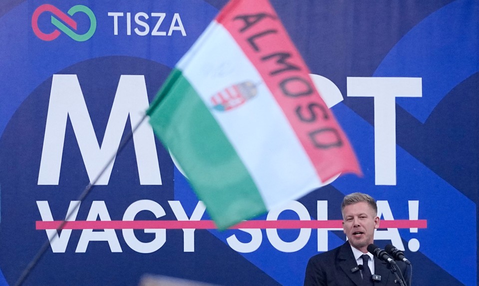 Razia v dátovom centre opozičného Fideszu: Úrady zaistili servery a databázy strany