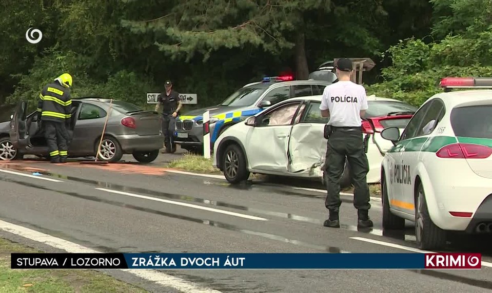 ZRÁŽKA DVOCH ÁUT