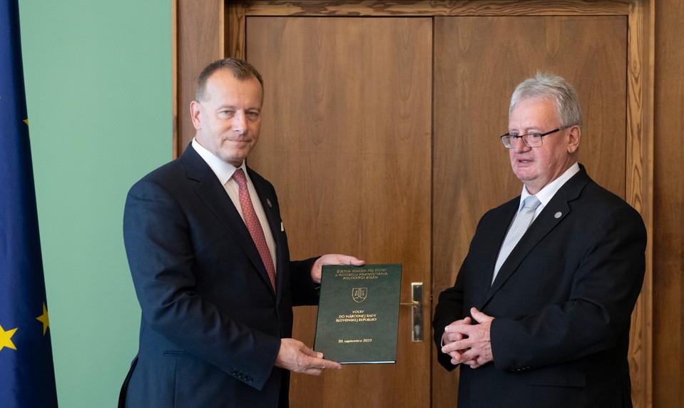 Predseda parlamentu Boris Kollár prevzal oficiálne výsledky volieb do parlamentu