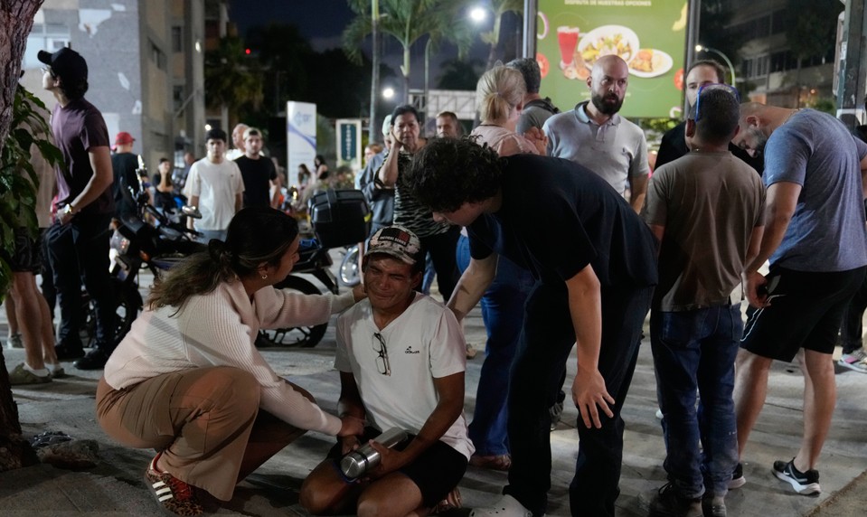 Venezuelu zasiahli silné zemetrasenia. Úrady očakávajú do 100-tisíc obetí