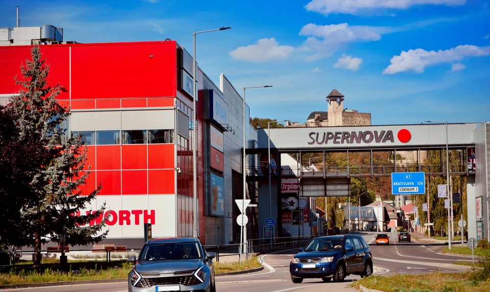 Max je Supernova: Štyri obchodné centrá vstupujú do novej etapy pod značkou Supernova Max