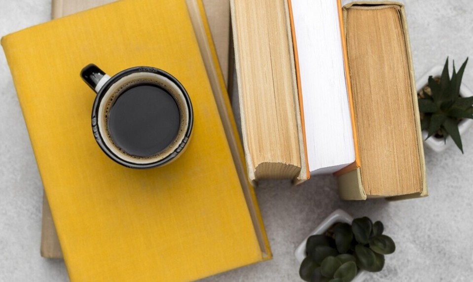 Veľké knihy nestarnú: Prečo klasika prežila stáročia a stále ju čítame?