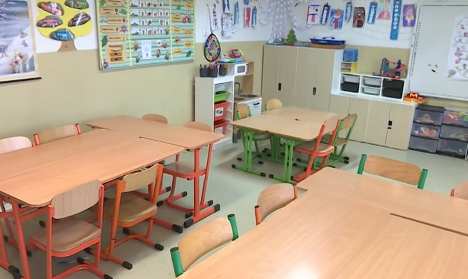 Stovky základných škôl na Slovensku učia podľa nových učebných osnov