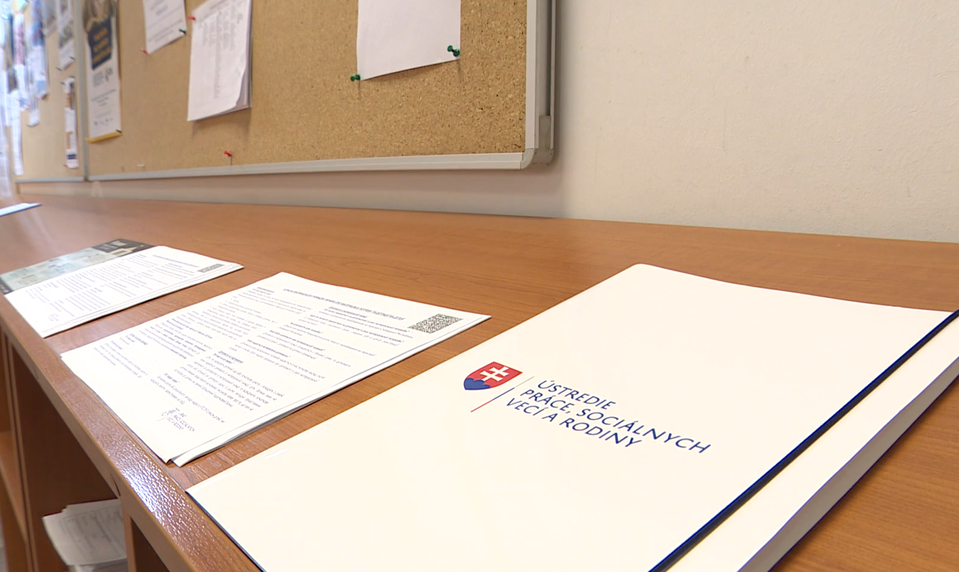 Slovensko stráca konkurencieschopnosť: Firmy zatvárajú, výroba klesá a ľudia prichádzajú o prácu