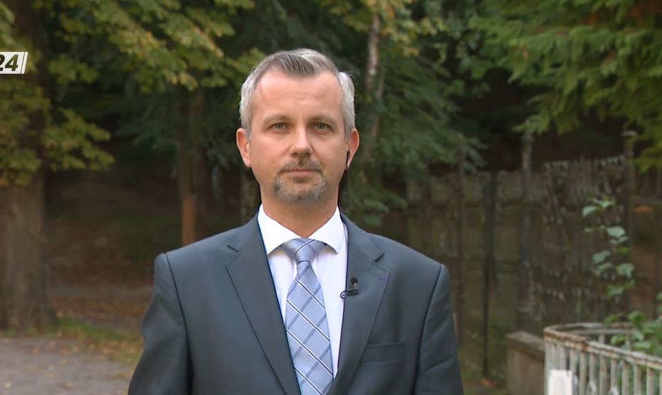 Ako dlho môže Fico viesť envirorezort po Tarabovi? Ústavný právnik vysvetľuje možnosti