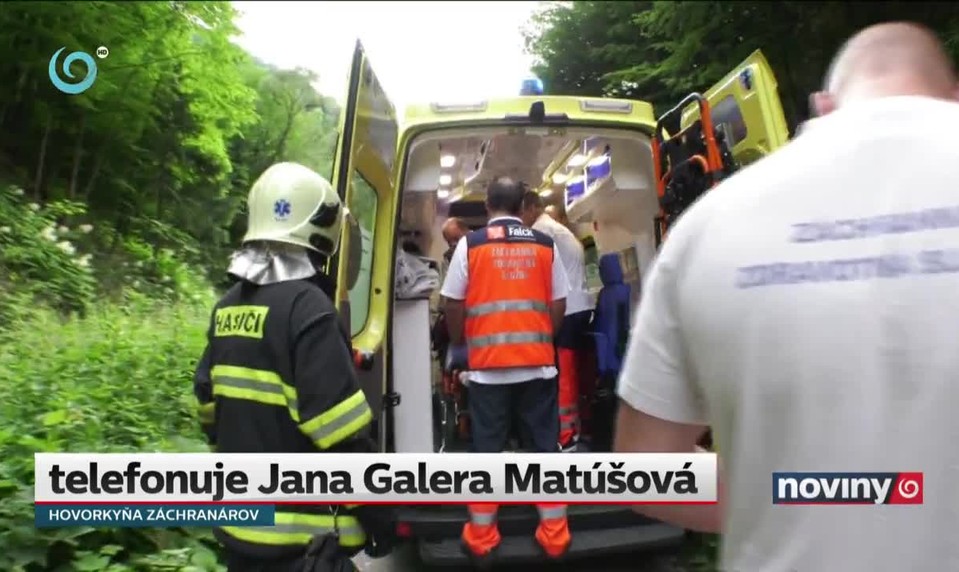 Motorkár sa zrútil do potoka