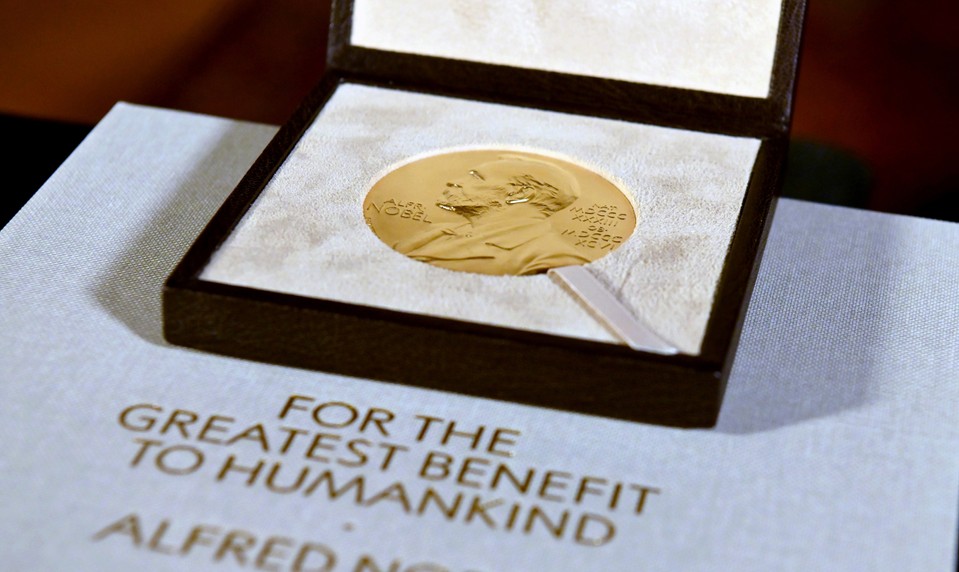 Nobelovu cenu za fyziku získal Belgičan Francis Halzen