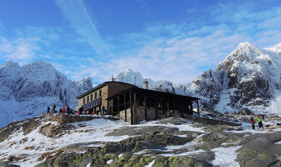 Plánujete túru? Tatranské chaty sa na niekoľko dní zatvárajú