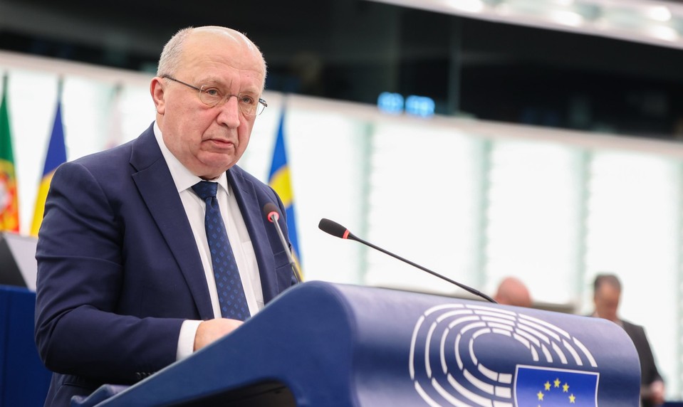 Podľa komisára Kubiliusa potrebuje Európa Európsku obrannú úniu