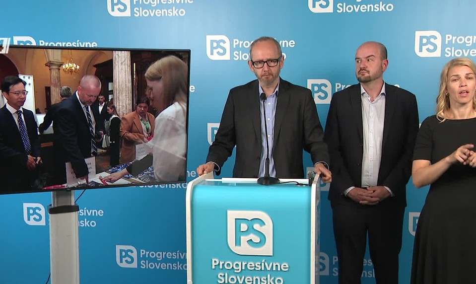 Tlačová beseda: Progresívne Slovensko sa obracia na SIS