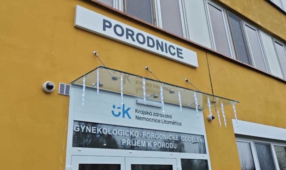 V pôrodnici v Litomeřiciach za deň oživovali 4 novorodencov. Dve bábätká neprežili