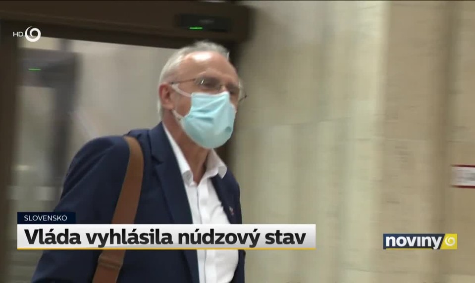 Vláda vyhlásila núdzový stav