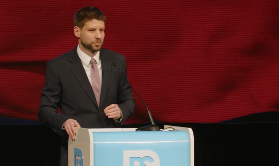 Šimečka zostáva predsedom PS, hnutie vylúčilo spoluprácu s Republikou a koalíciou