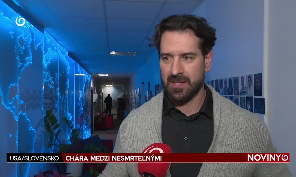 CHÁRA MEDZI NESMRTEĽNÝMI
