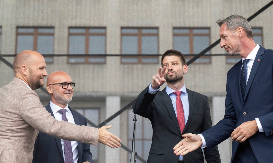 Voľby by vyhralo PS, Demokrati rastú. V prieskume sa prvýkrát objavila aj strana Zoroslava Kollára