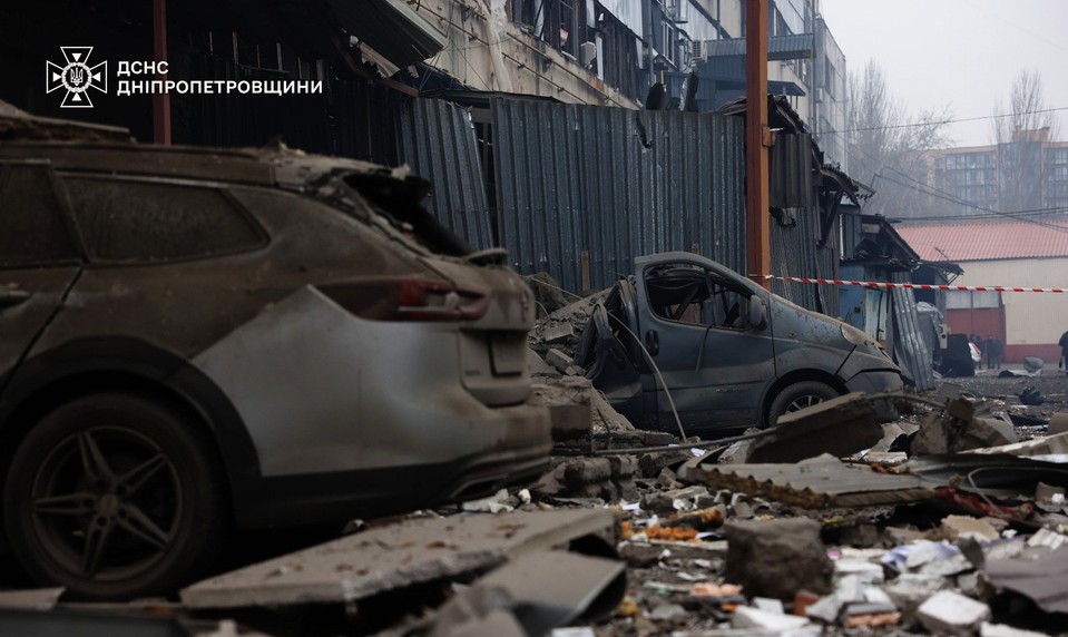 1379. deň na Ukrajine: Ukrajina a Rusko hlásia obete, požiare a útok na ropovod Družba