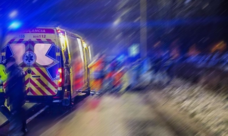 Vodič nechal chodca ležať na ceste a ušiel. Polícia žiada svedkov o pomoc