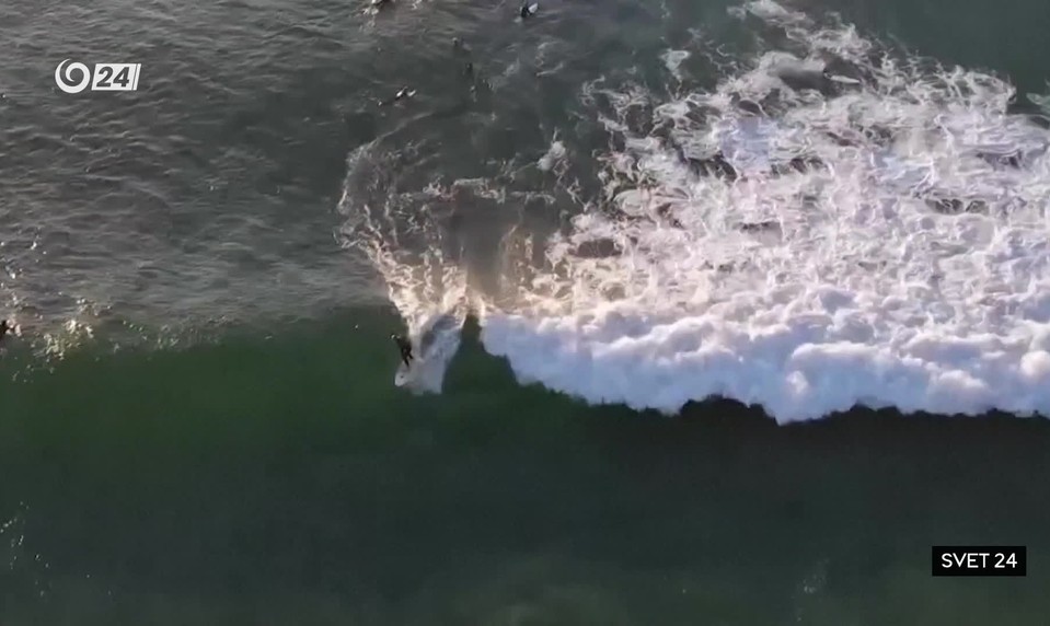 Svet 24 o čistení vesmíru aj o ochrane proti žralokom