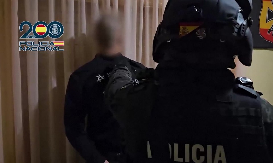 Španielsko zatklo členov ozbrojenej neonacistickej skupiny The Base