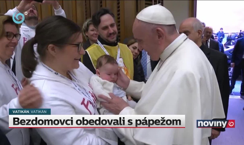 Bezdomovci obedovali s pápežom