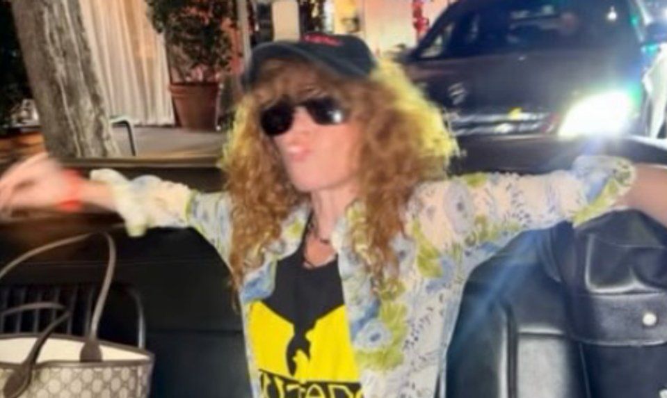 Škandál v lietadle: Známa herečka spôsobila meškanie, napokon ju museli vyviesť!