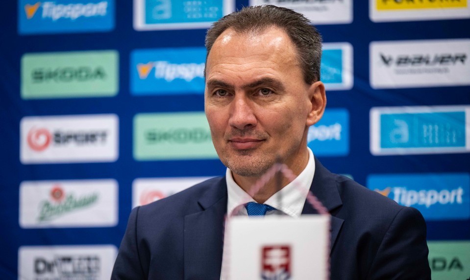ŠATAN ostáva šéfom slovenského hokeja