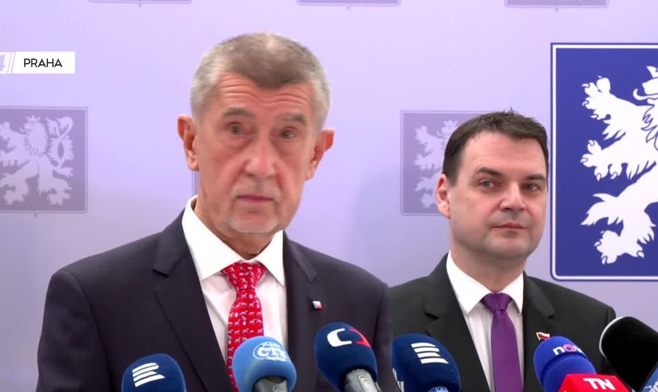 Tlačová beseda A. Babiša a P. Macinka pred samitom