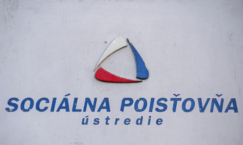 Z výplaty nám ubudne: Od nového roka si štát vezme viac sa daniach a odvodoch