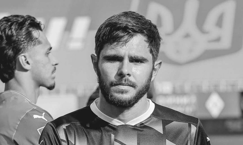 Nečakaná smrť futbalistu (†25). Naši susedia oplakávajú šikovného krídelníka