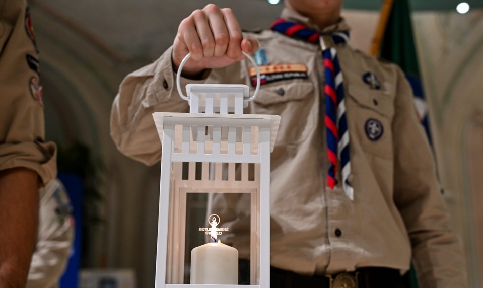 Slovenskí skauti opäť prinesú na Slovensko betlehemské svetlo