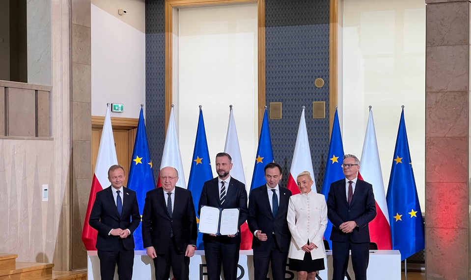 Poľsko ako prvé v EÚ posilňuje obranu: Miliardy eur pre armádu a domáci priemysel
