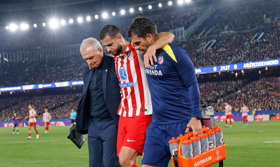 Atlético zostrelilo Barcelonu, HANCKO sa zranil