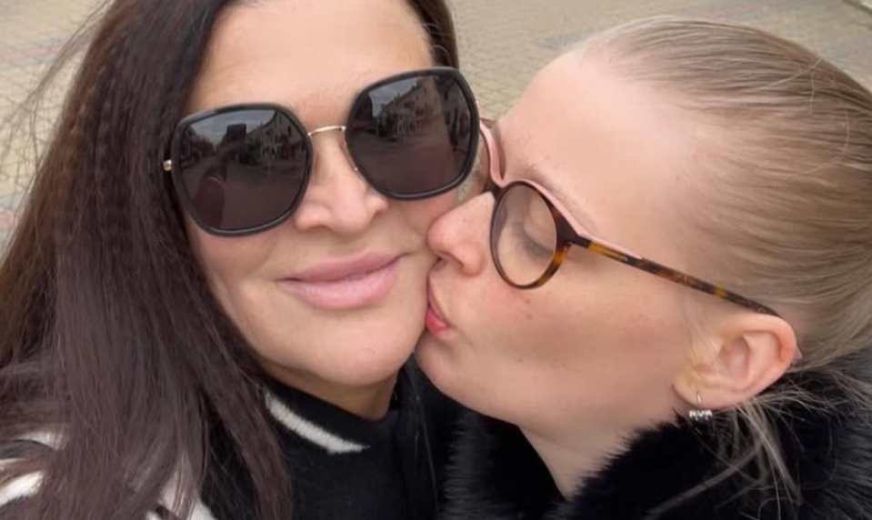 Dcéra českej herečky je krásna ako modelka, žiaľ, mentálne nikdy nedospeje!