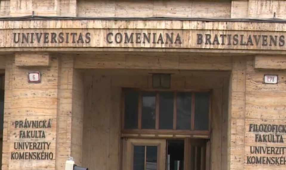 Slovensko naďalej čelí vysokému odlivu študentov. Motivačné príspevky mladých nepresvedčili