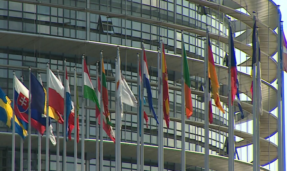 Zelená budúcnosť: Európa potrebuje dosiahnuť konkurencieschopný a čistý priemysel