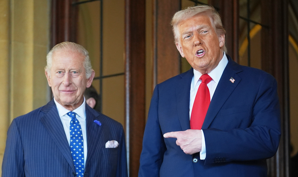 Karol III. prišiel do USA po prvýkrát ako kráľ! TOTO sa v americkom kongrese nestalo 35 rokov!